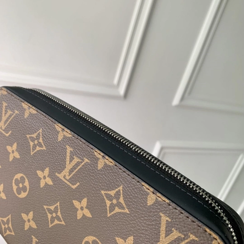 LV Wallets 4048I-0198