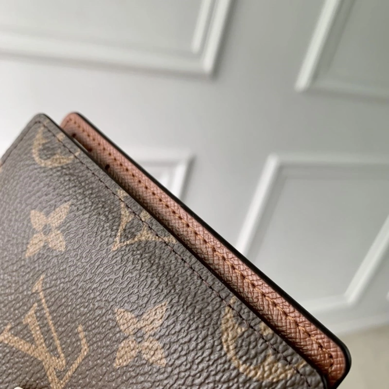 LV Wallets 4048I-0200