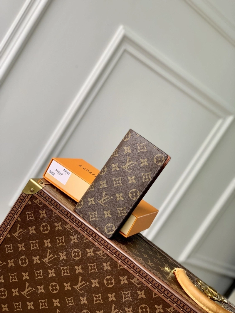 LV Wallets 4048I-0202
