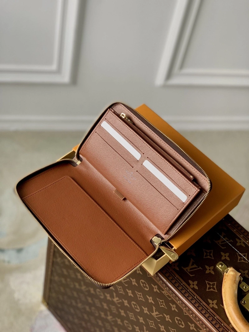 LV Wallets 4048I-0203