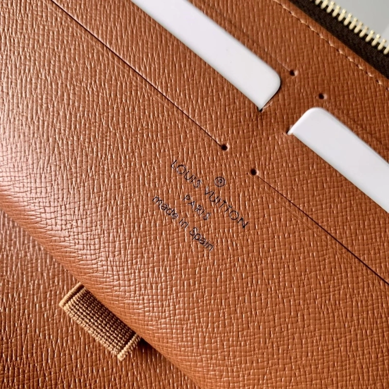 LV Wallets 4048I-0203