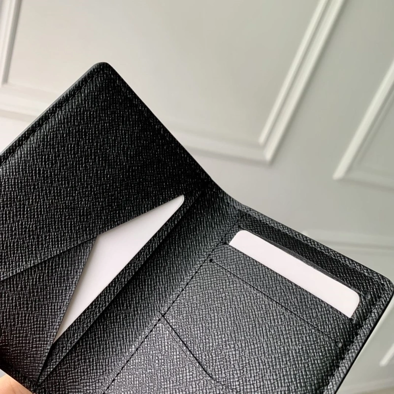 LV Wallets 4048I-0206