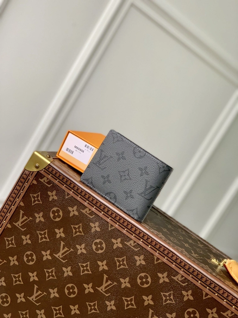 LV Wallets 4048I-0207