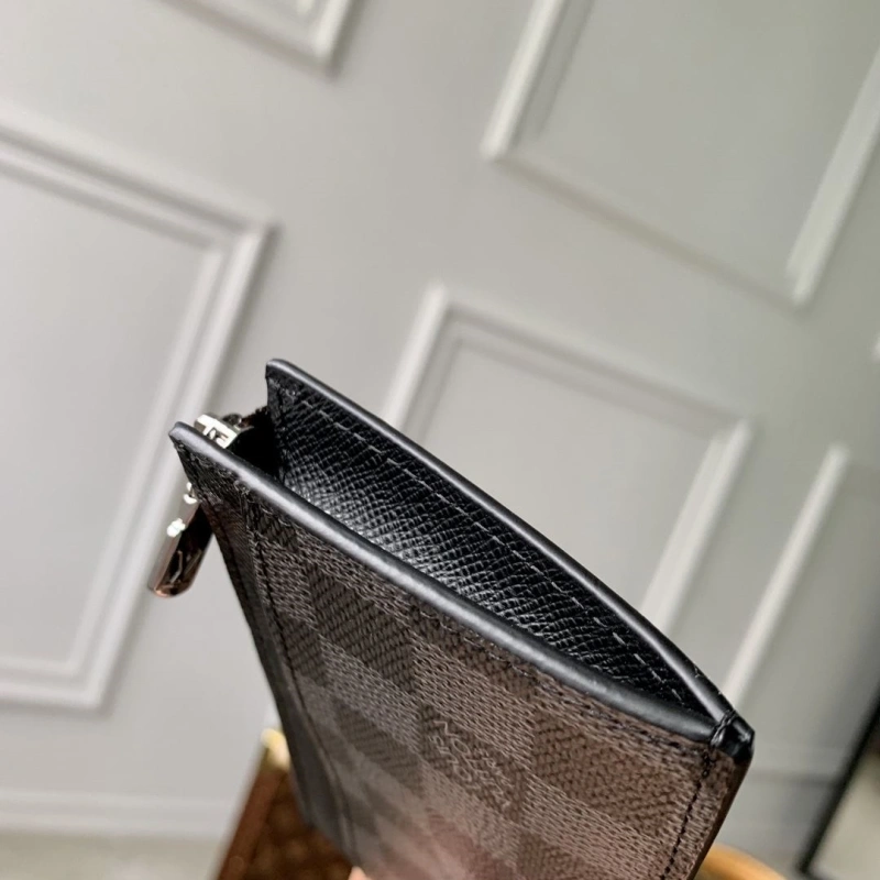 LV Wallets 4048I-0210