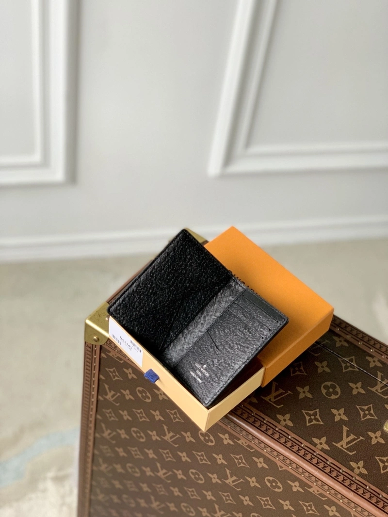 LV Wallets 4048I-0211