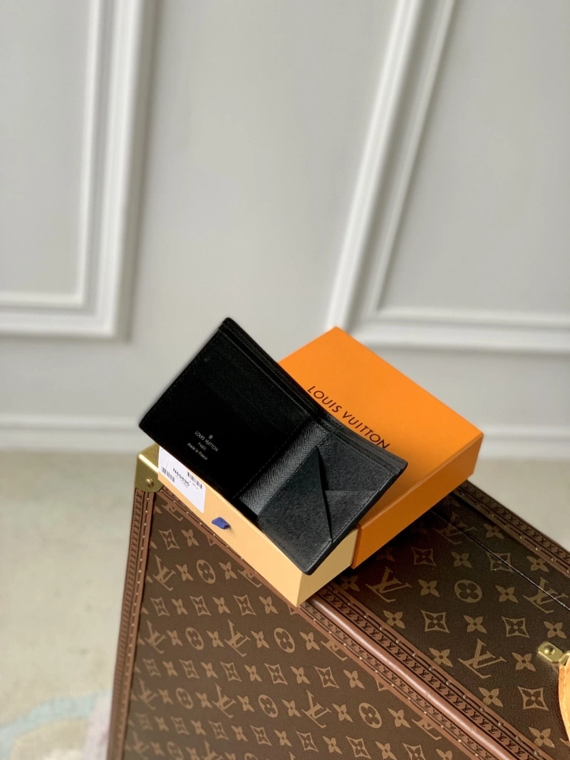 LV Wallets 4048I-0212