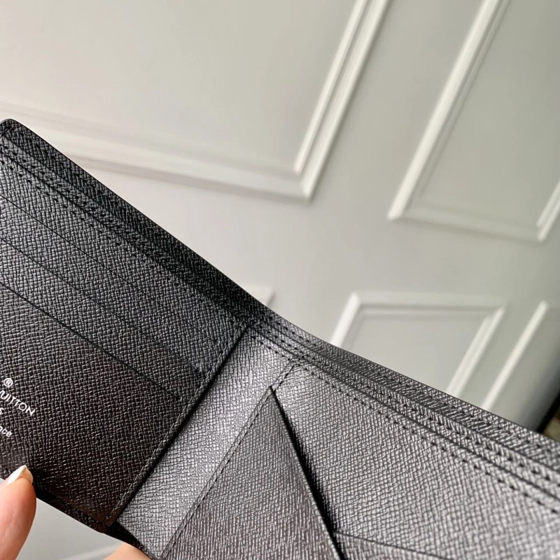 LV Wallets 4048I-0212