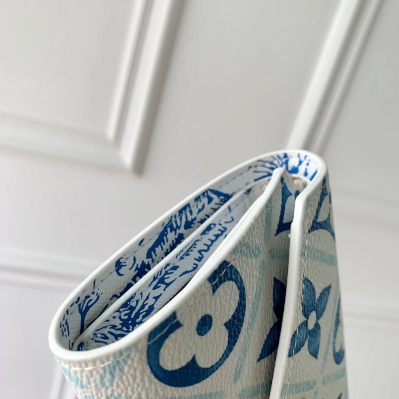 LV Wallets 4048I-0224