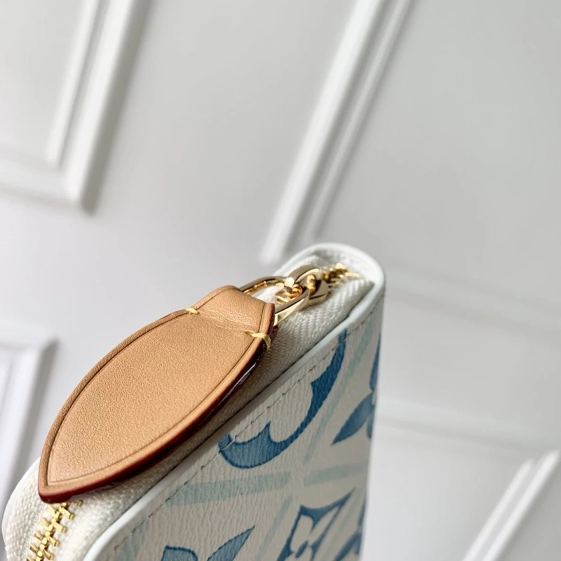 LV Wallets 4048I-0226