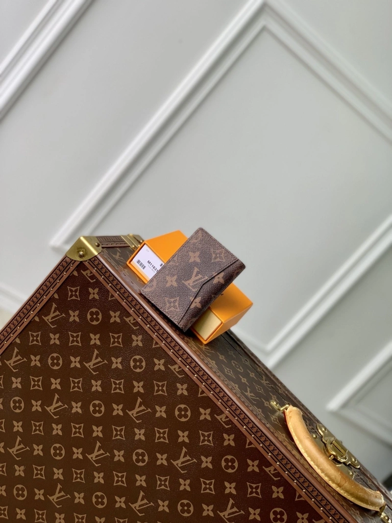 LV Wallets 4048I-0235