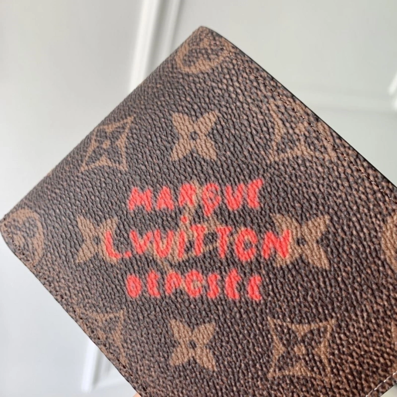 LV Wallets 4048I-0237