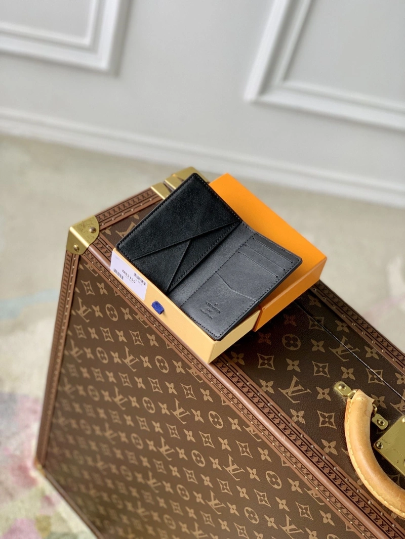 LV Wallets 4048I-0240