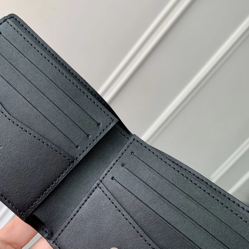 LV Wallets 4048I-0241