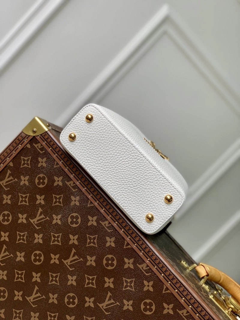 LV Capucines Bags 4048I-0261