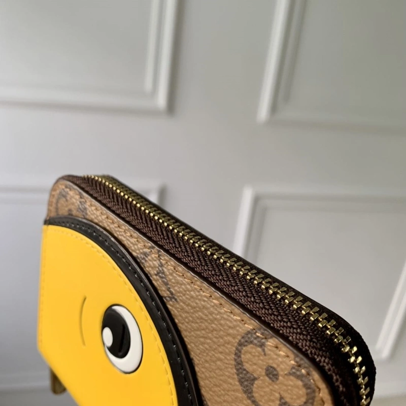 LV Wallets 4048I-0277