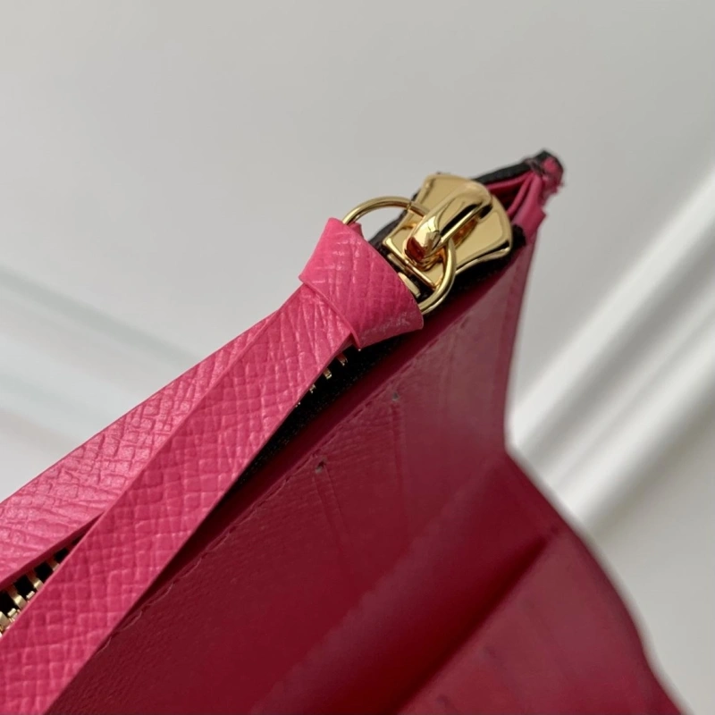 LV Wallets 4048I-0290
