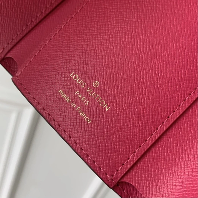 LV Wallets 4048I-0290