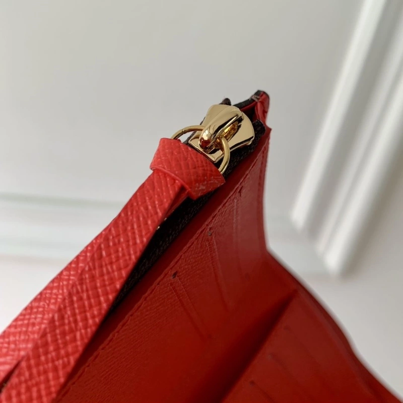 LV Wallets 4048I-0292