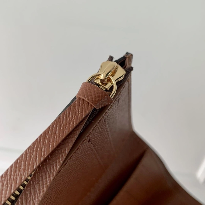 LV Wallets 4048I-0294
