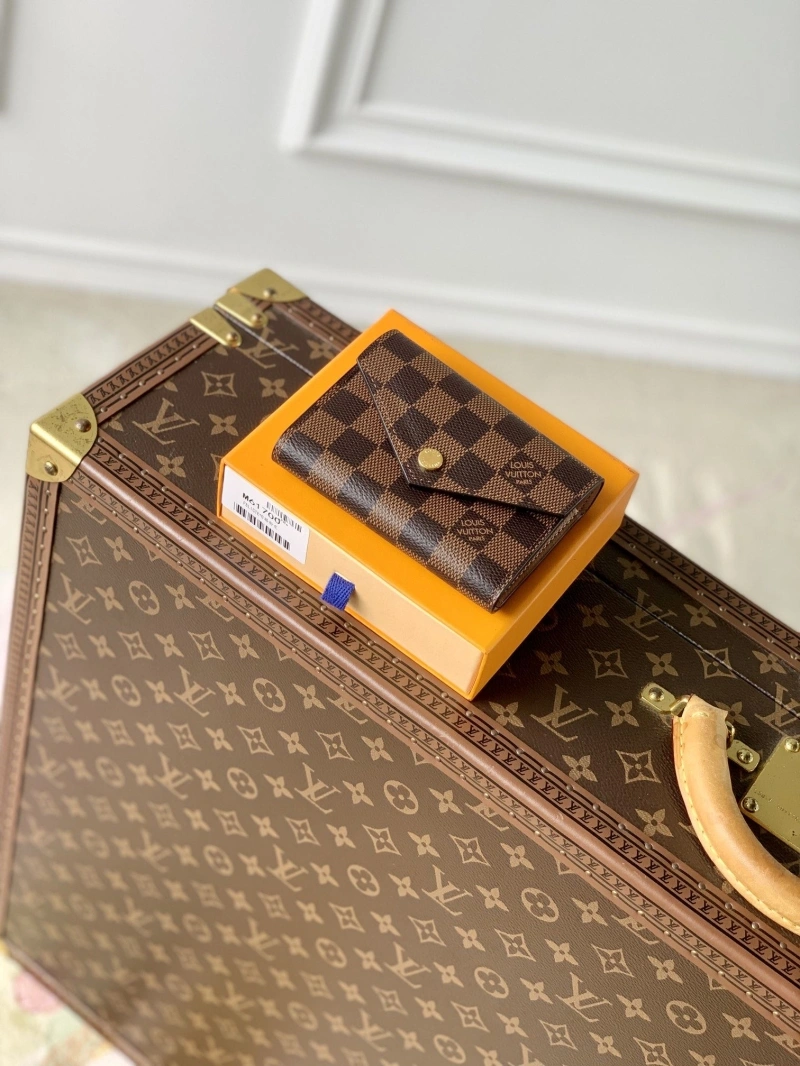 LV Wallets 4048I-0295