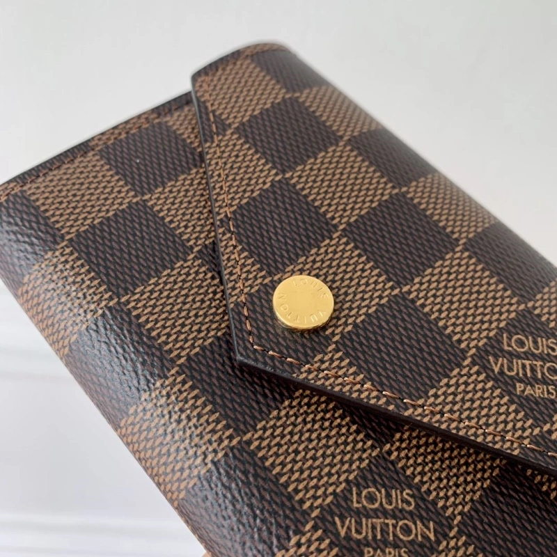 LV Wallets 4048I-0295