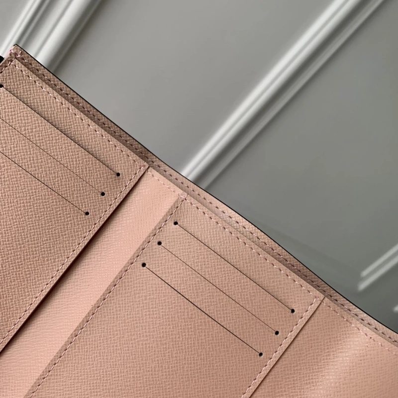 LV Wallets 4048I-0295