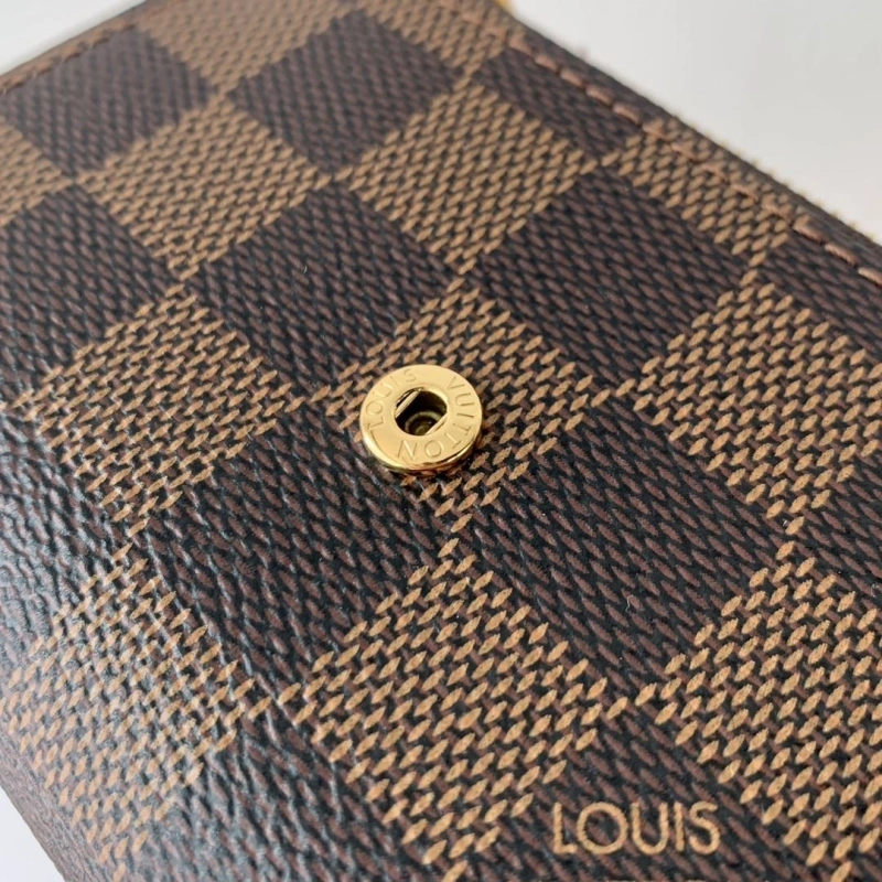 LV Wallets 4048I-0296