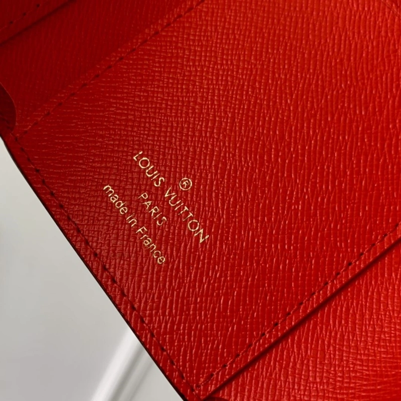 LV Wallets 4048I-0296