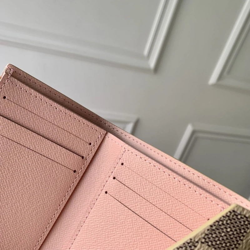 LV Wallets 4048I-0299