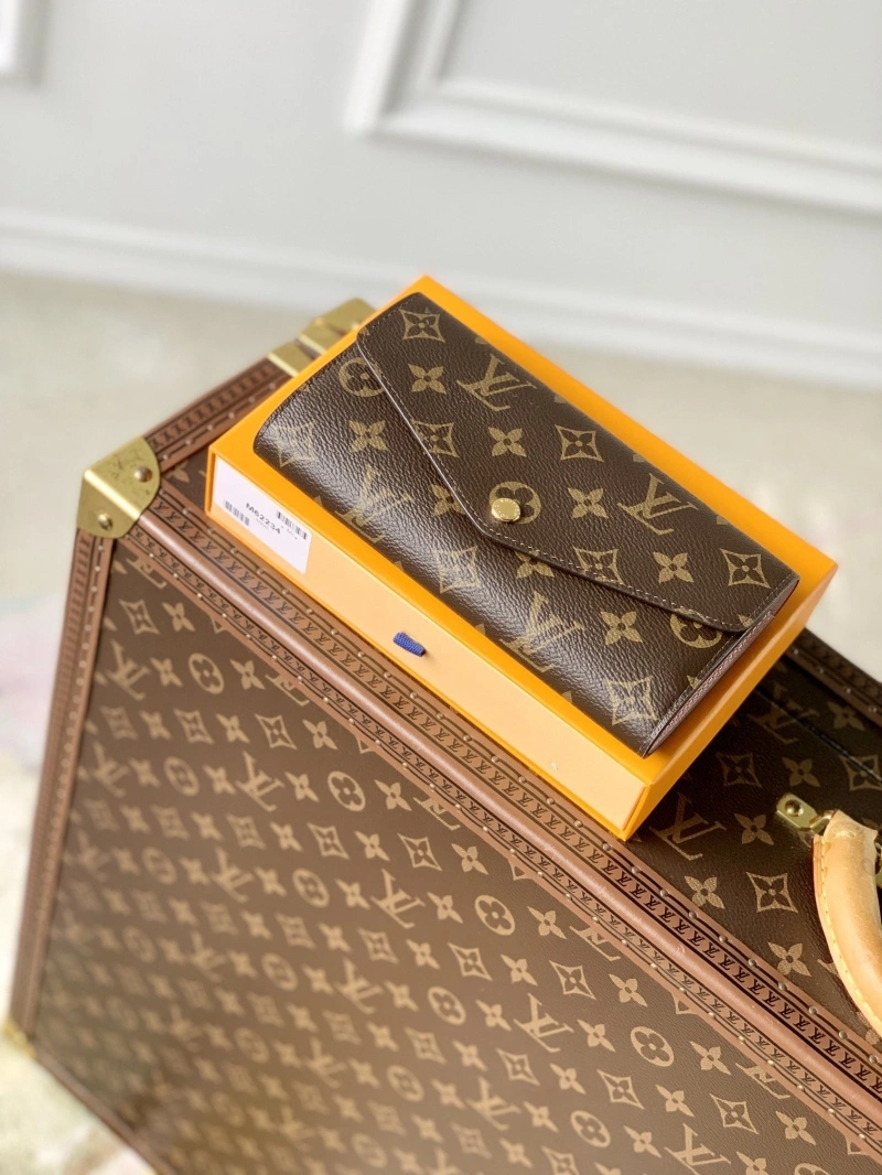 LV Wallets 4048I-0303