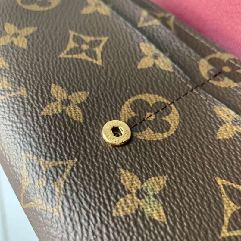 LV Wallets 4048I-0306