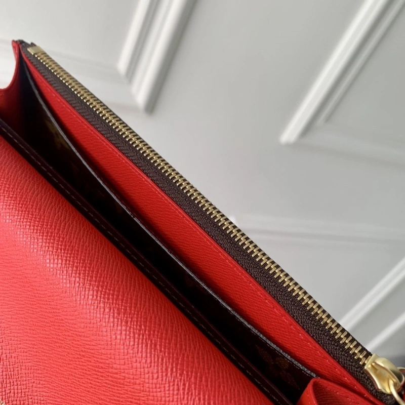 LV Wallets 4048I-0312