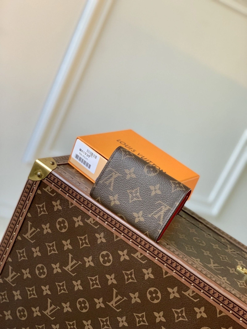 LV Wallets 4048I-0317