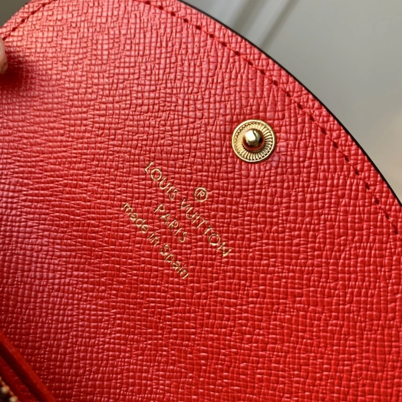 LV Wallets 4048I-0317