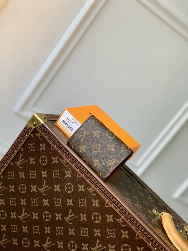 LV Wallets 4048I-0319