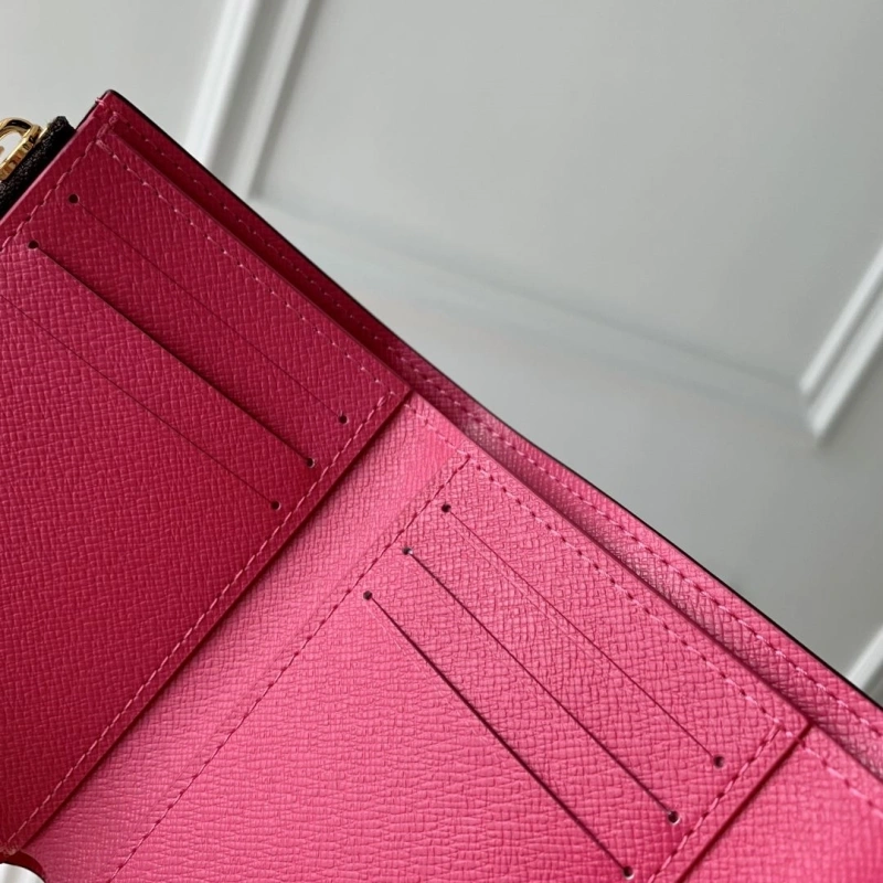 LV Wallets 4048I-0323