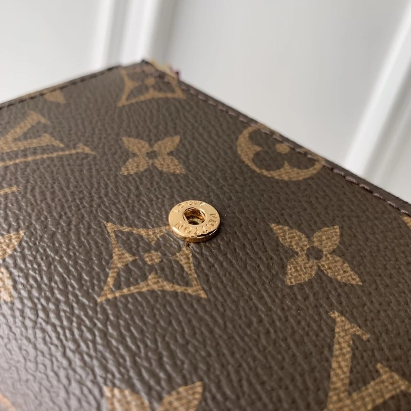 LV Wallets 4048I-0324