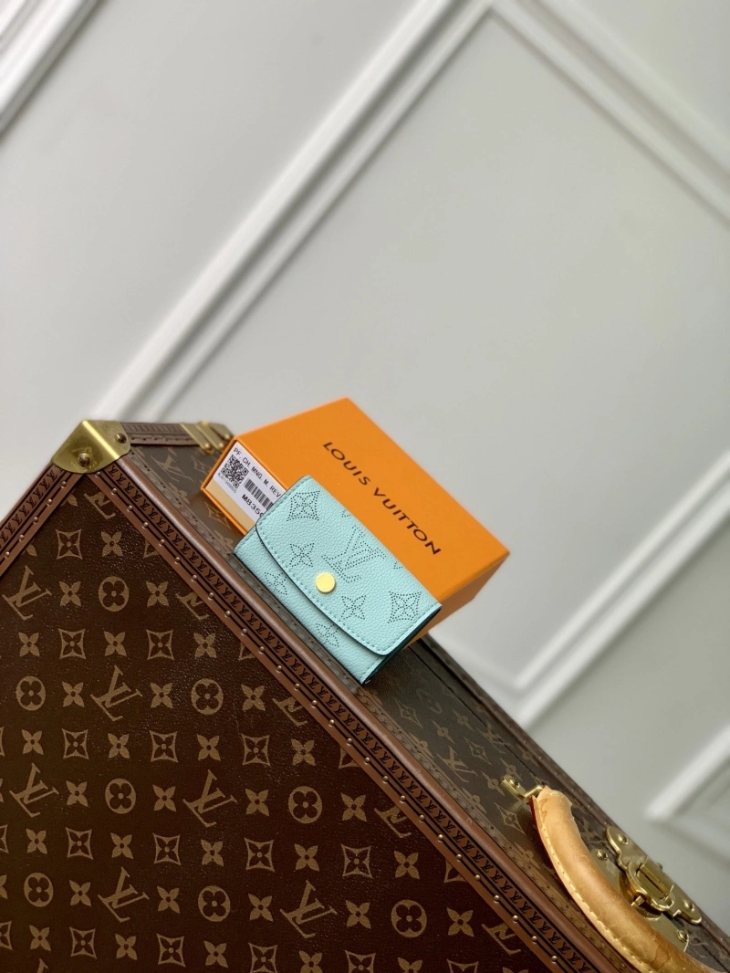 LV Wallets 4048I-0334