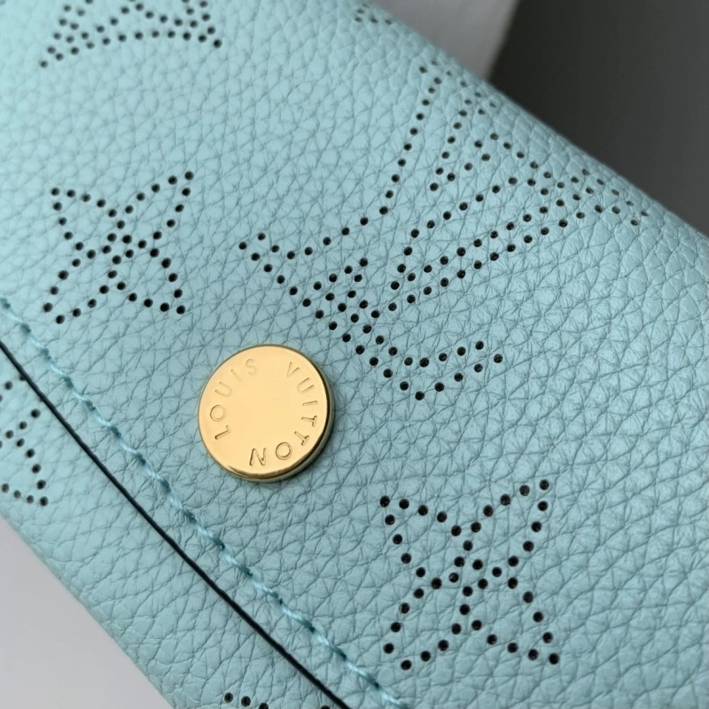LV Wallets 4048I-0334