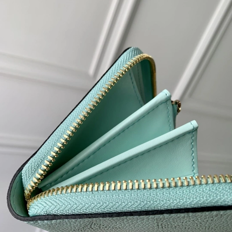 LV Wallets 4048I-0337