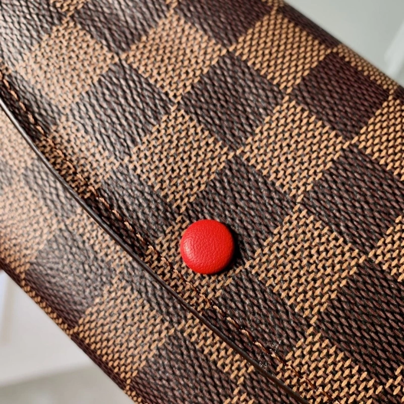 LV Wallets 4048I-0339