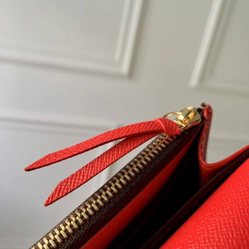 LV Wallets 4048I-0339