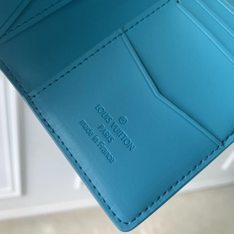 LV Wallets 4048I-0395