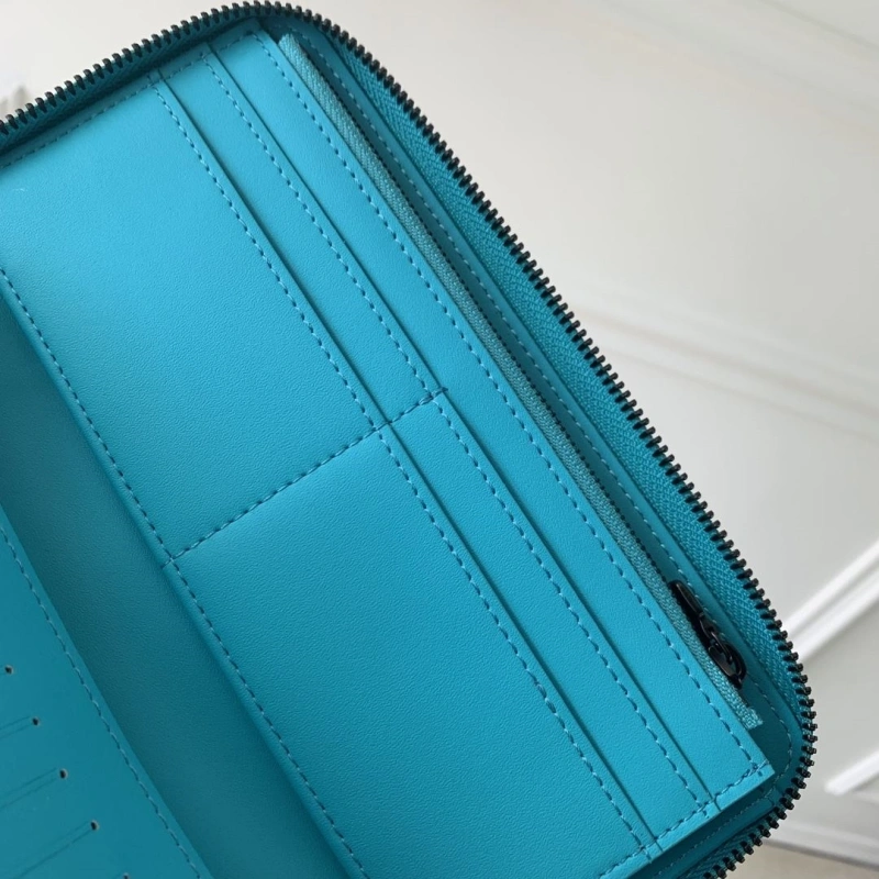 LV Wallets 4048I-0396