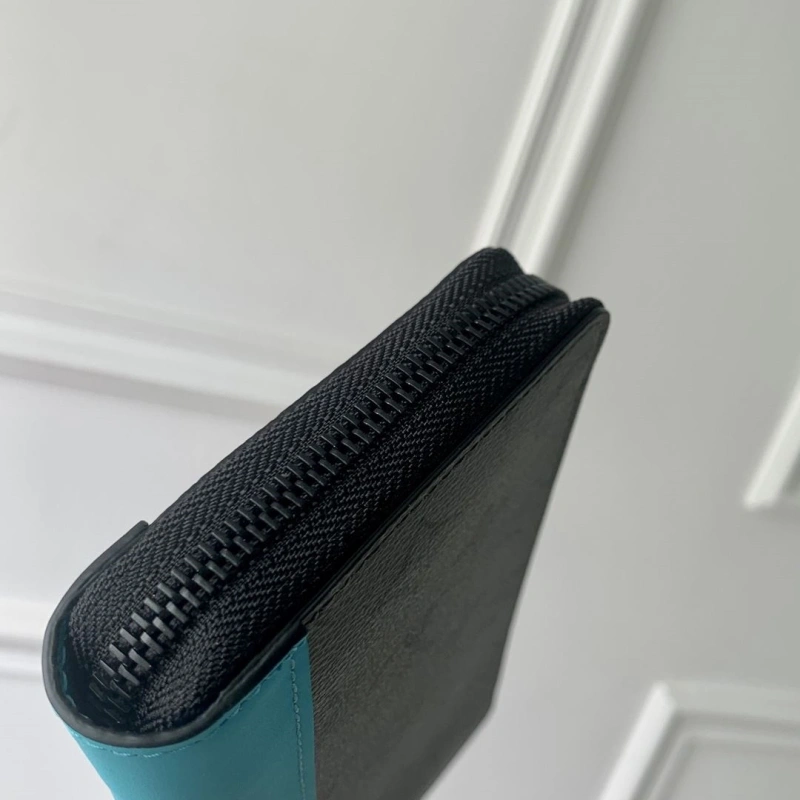 LV Wallets 4048I-0397