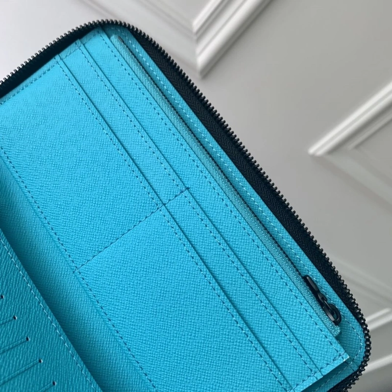 LV Wallets 4048I-0397