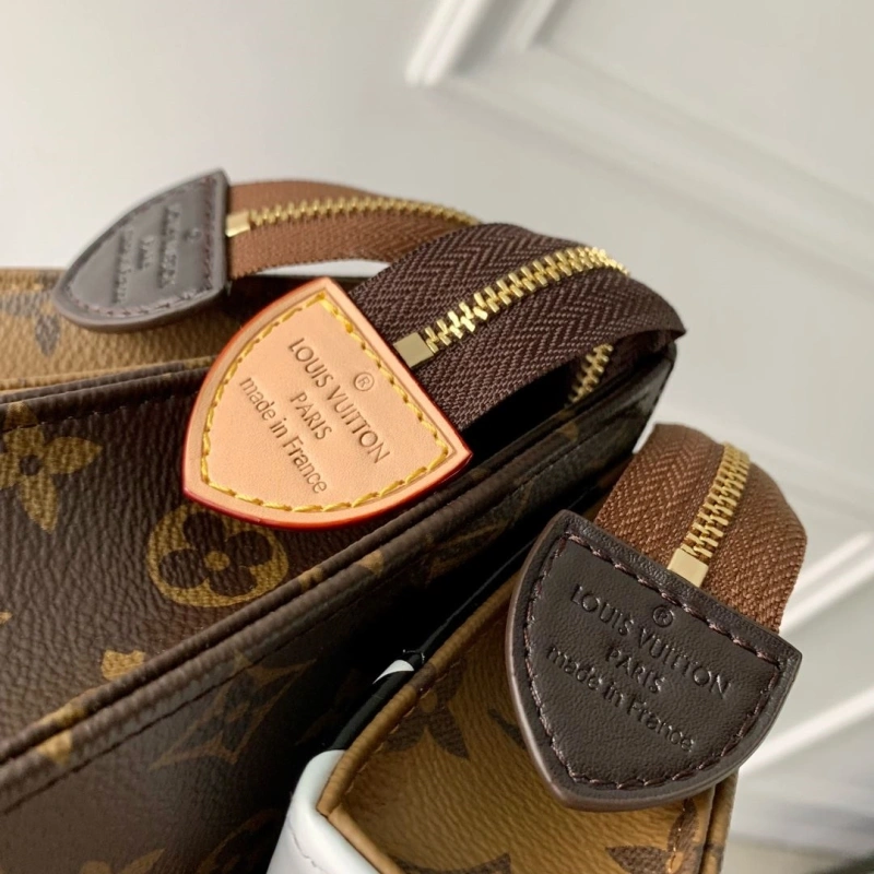 LV Wallets 4048I-0402