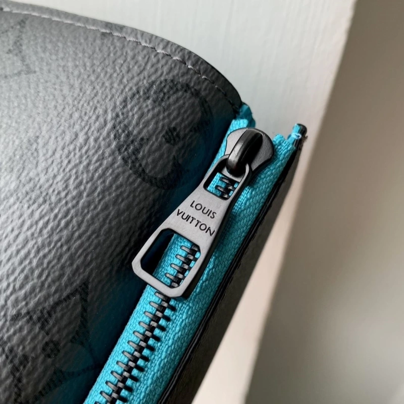 LV Wallets 4048I-0403