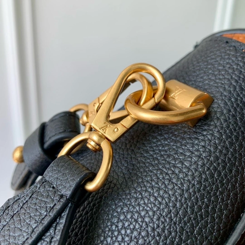 lv twist De*1m bags 4048i-0425