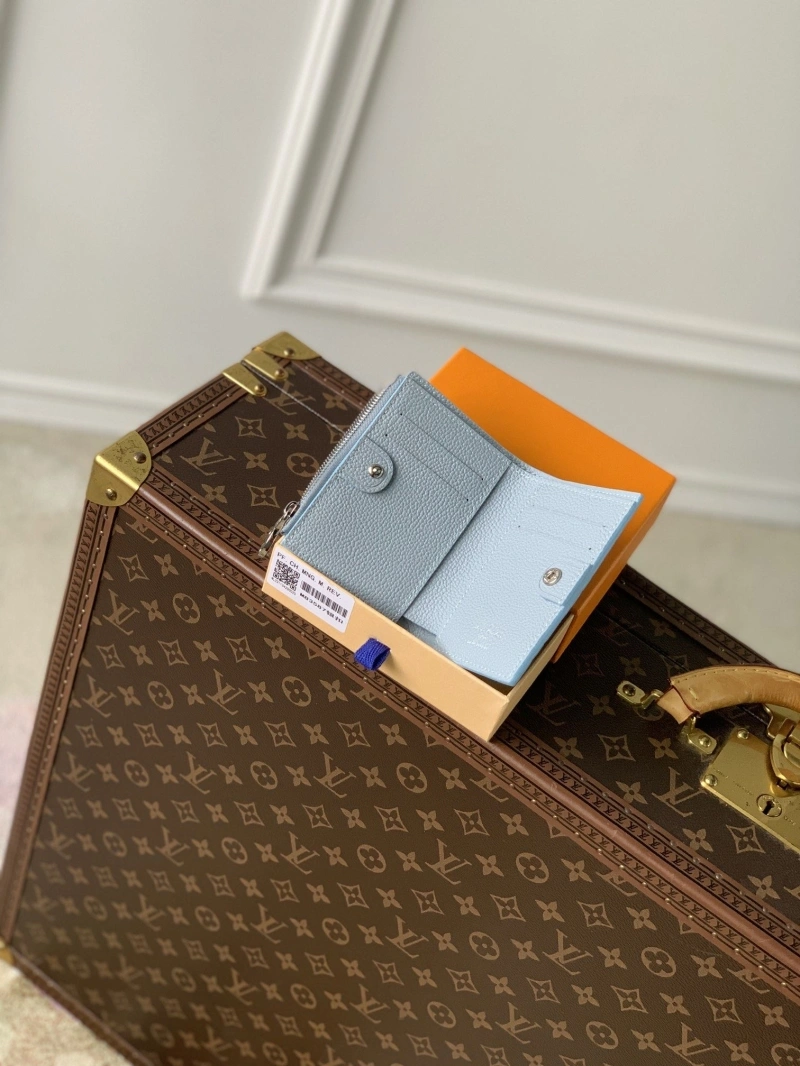 LV Wallets 4048I-0437